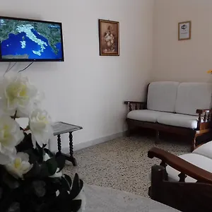 https://casa-luigi-sergio.sicilyhotelsitaly.net