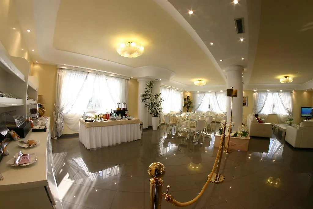 Hotel Luxor Casoria