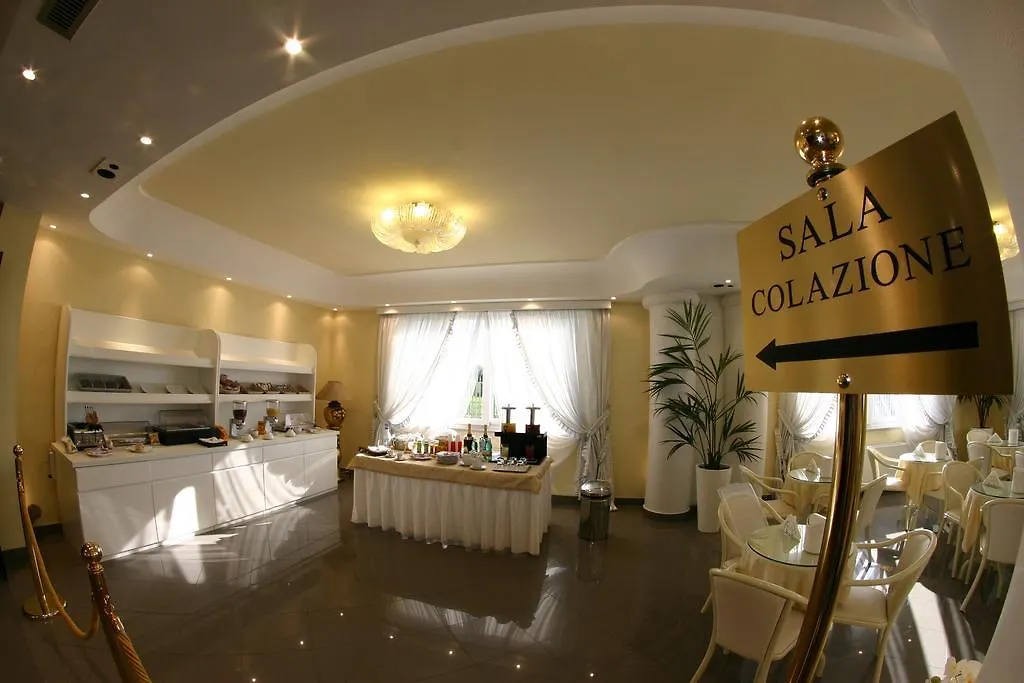 Hotel Luxor Casoria