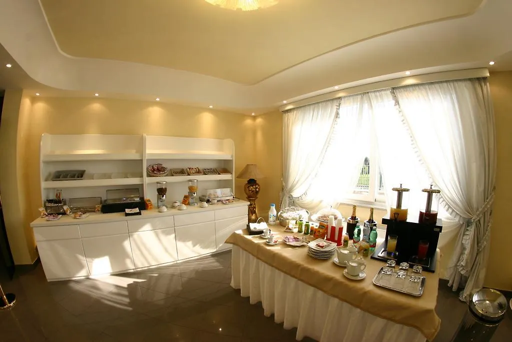 Hotel Luxor Casoria