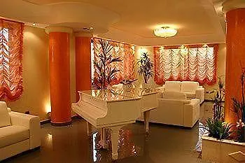 Hotel Luxor Casoria 3*,
