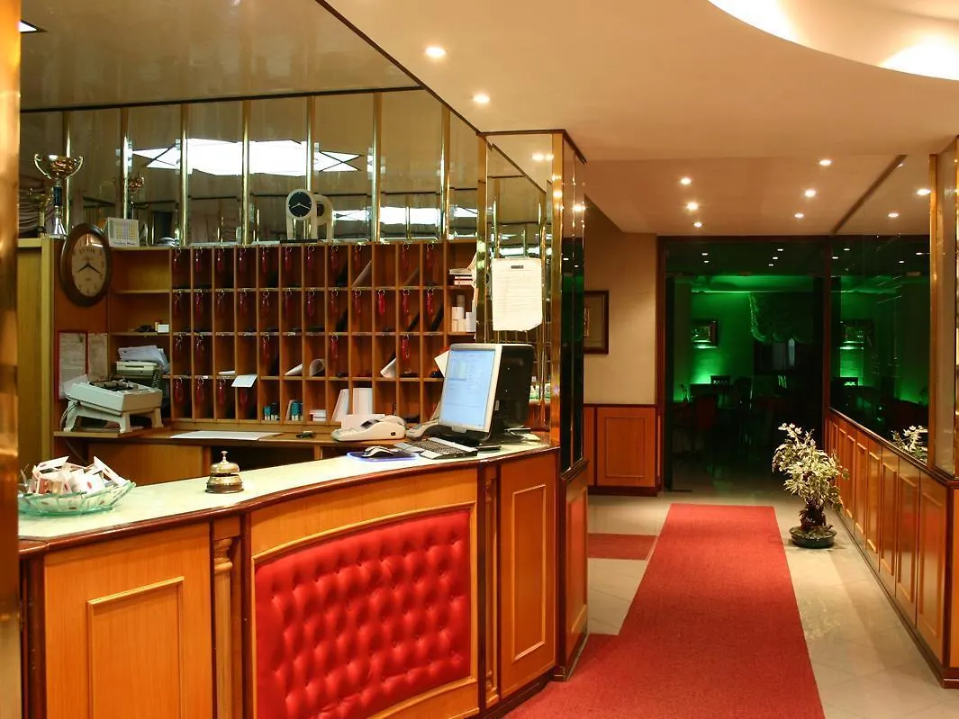 Hotel Luxor Casoria